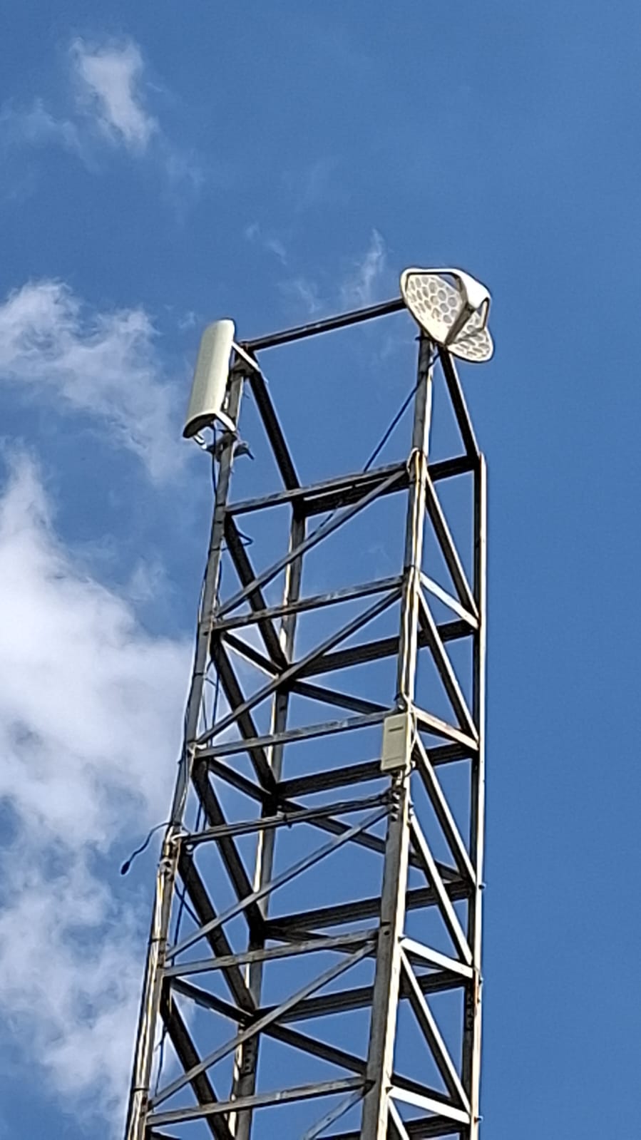 Wireless networking equipment mounted on the tower